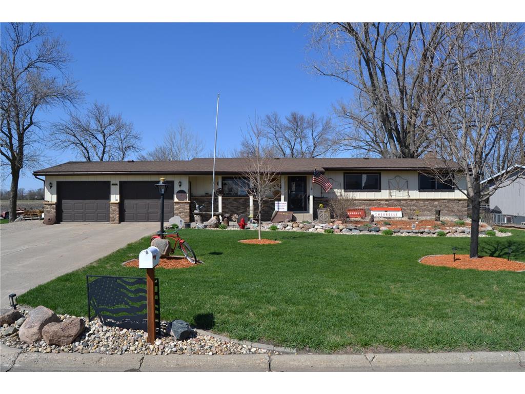 1221 Fairview Street Marshall MN 56258 7058339 image1