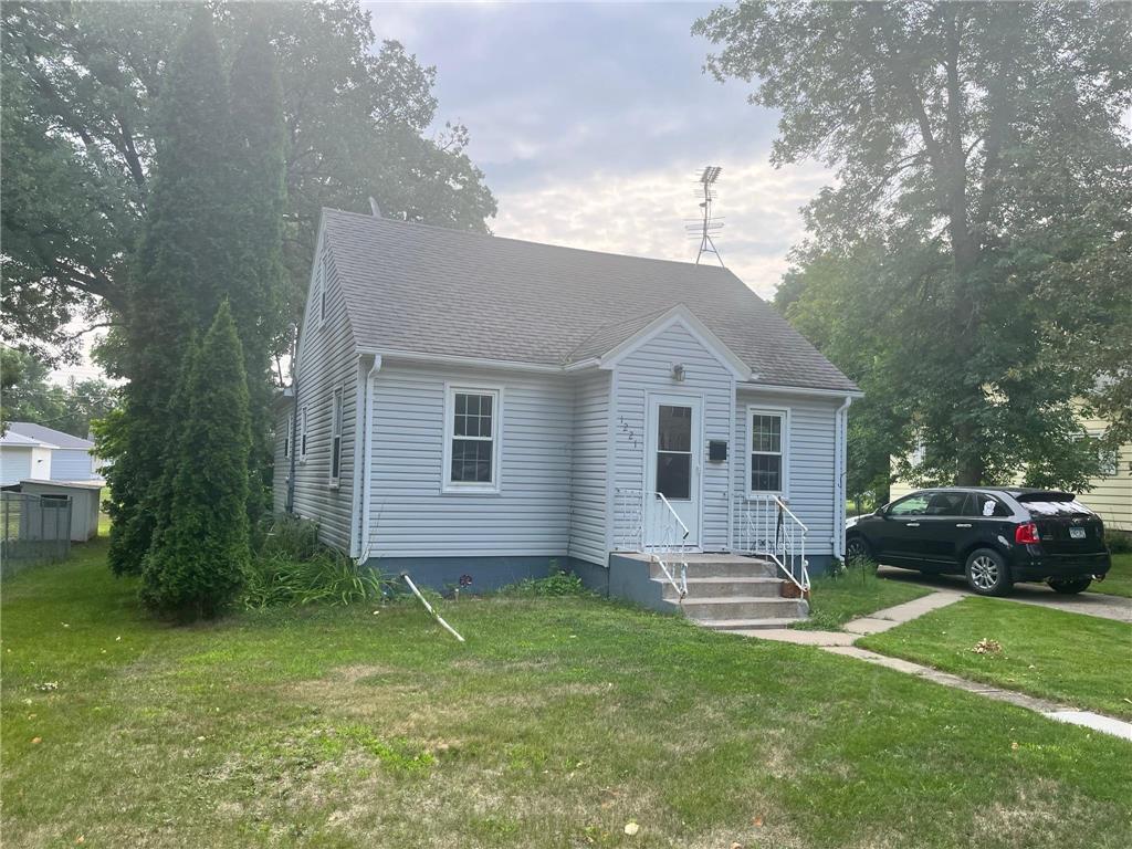 1221 Irving Street Alexandria MN 56308 6417458 image1