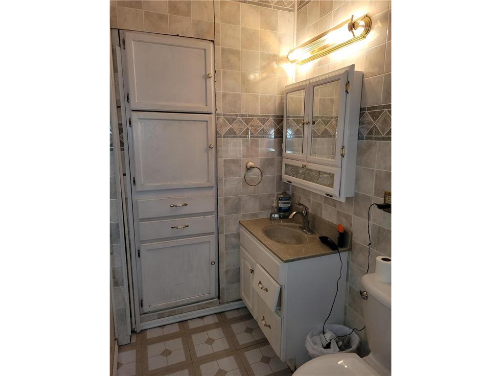1221 Irving Street Alexandria MN 56308 7059399 image10