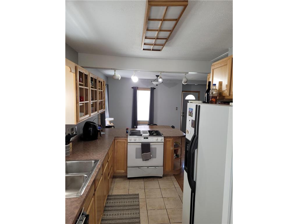 1221 Irving Street Alexandria MN 56308 7059399 image3