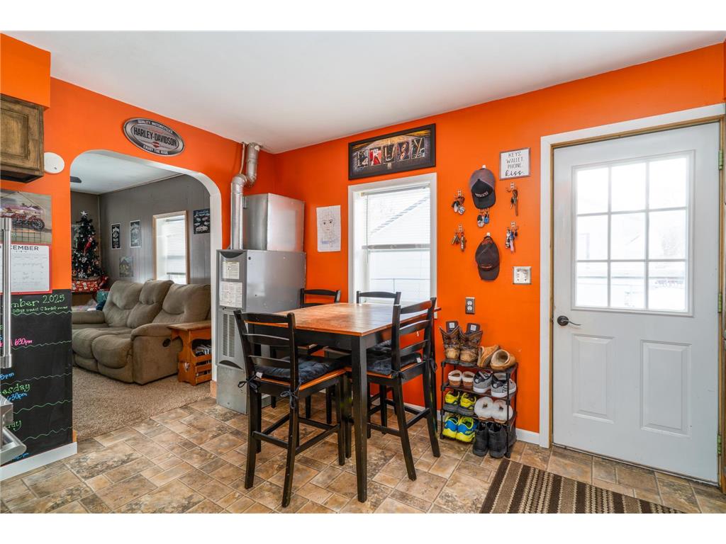 1221 Knight Avenue N Thief River Falls MN 56701 7002196 image6