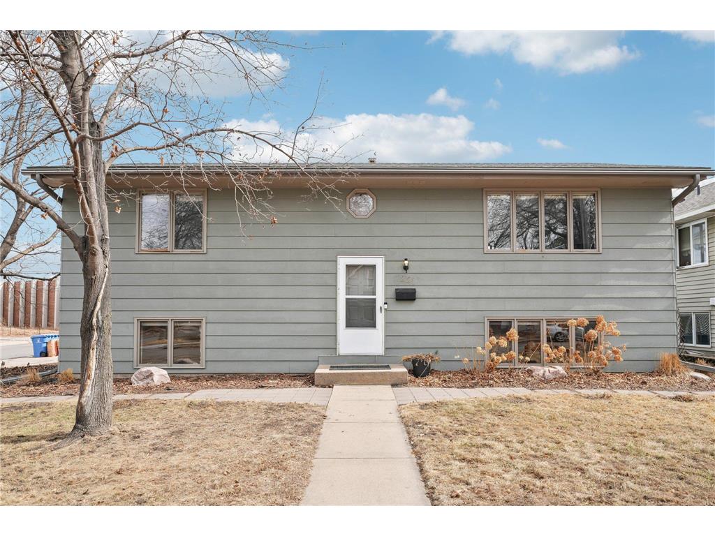 1221 Lincoln Street NE Minneapolis MN 55413 6670402 image2