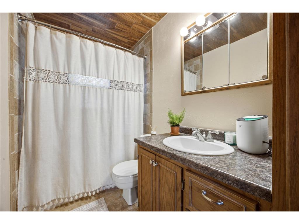 1221 Roosevelt Avenue Detroit Lakes MN 56501 7101415 image12