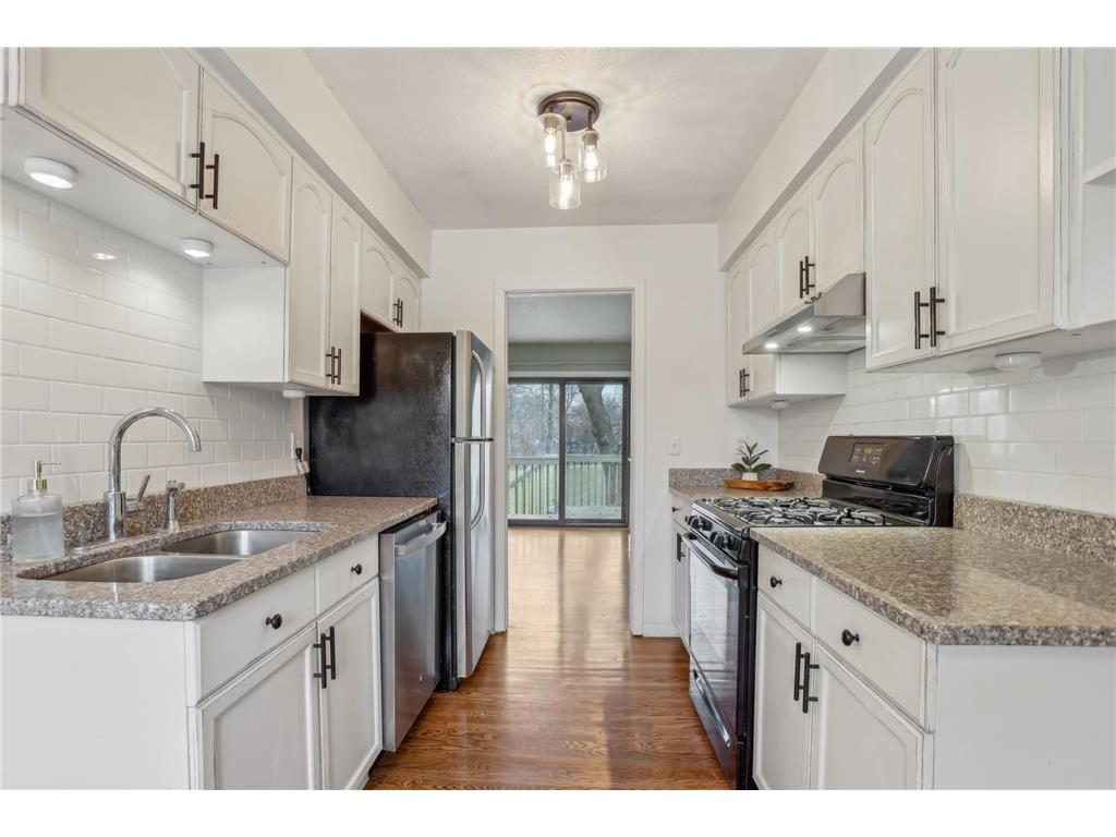 12210 Eagle Street NW Coon Rapids MN 55448 6643997 image1