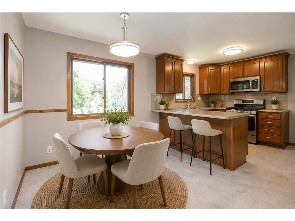 12216 Pioneer Road Minnetonka MN 55343 7105507 image4