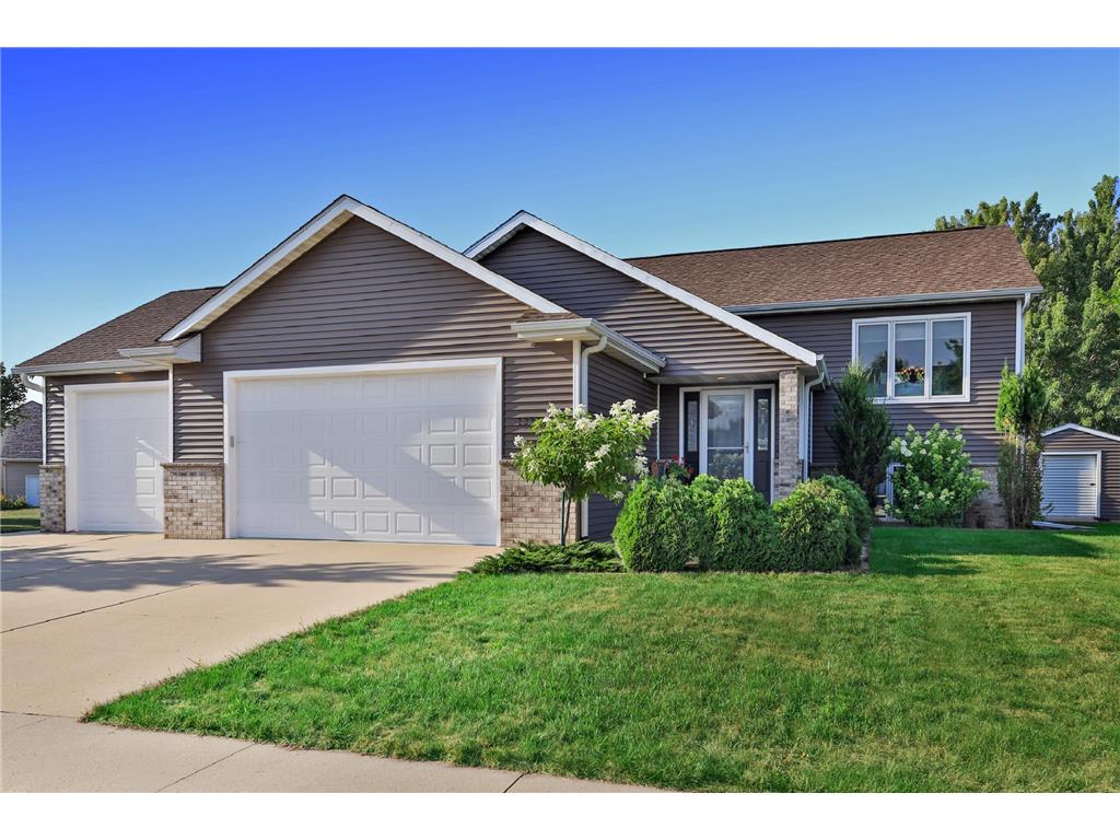 1222 5th Street NW Dodge Center MN 55927 6411424 image1