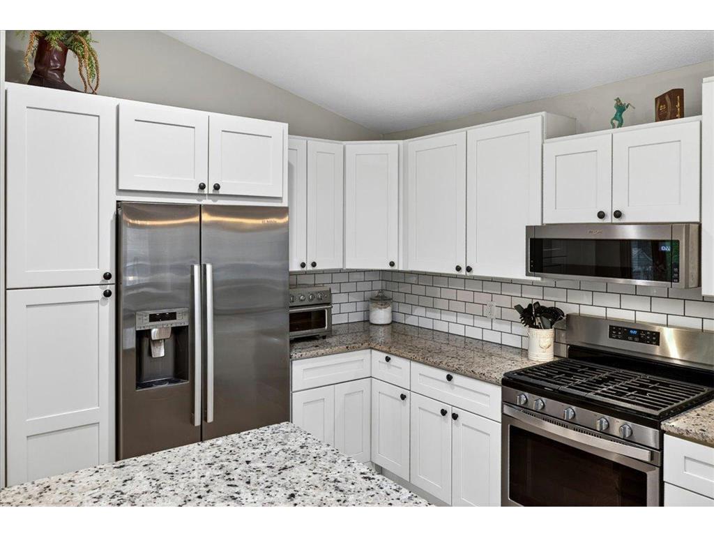 1222 Saddlebrook Lane Woodbury MN 55125 7092985 image14