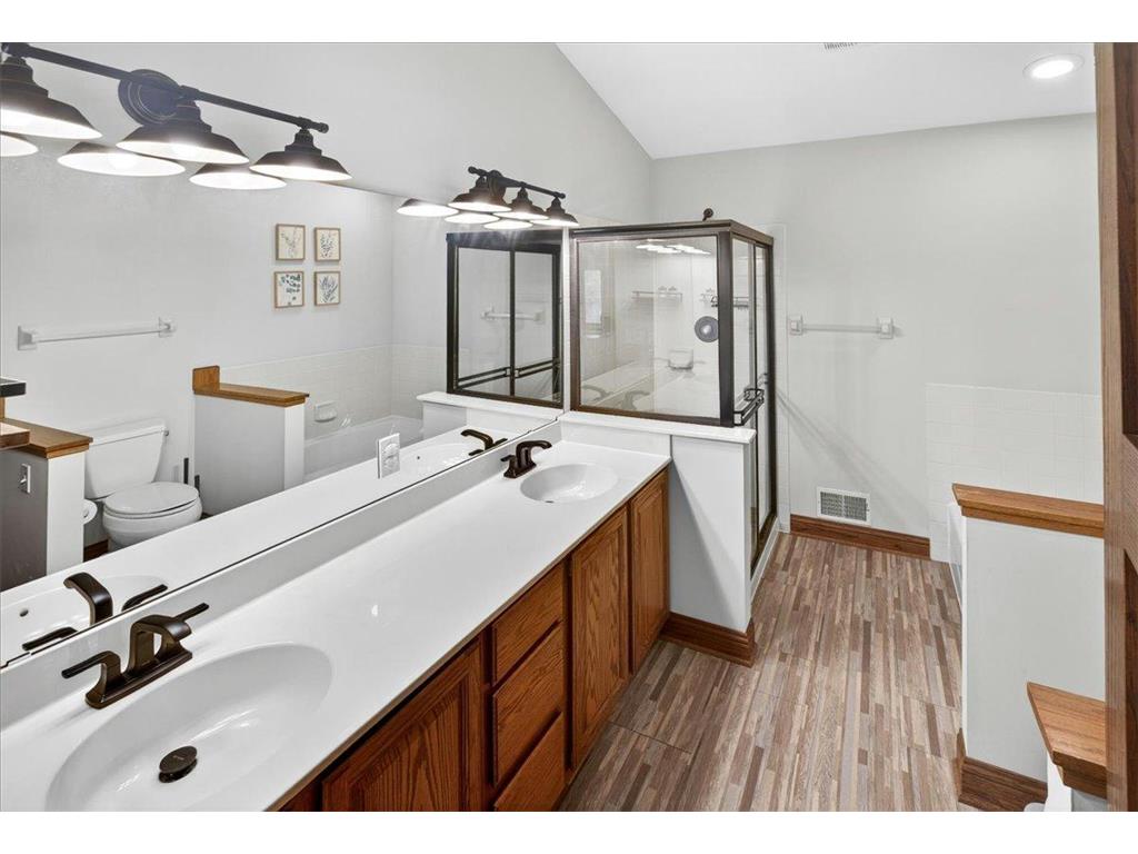 1222 Saddlebrook Lane Woodbury MN 55125 7092985 image15