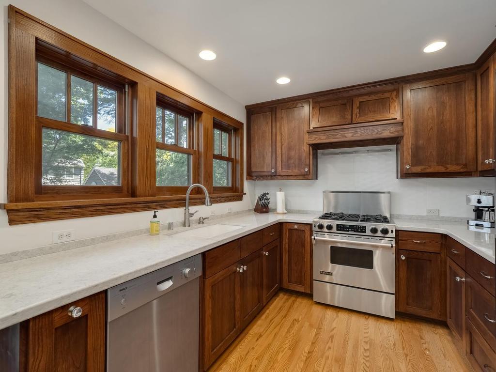 1222 W 53rd Street Minneapolis MN 55419 7019302 image2