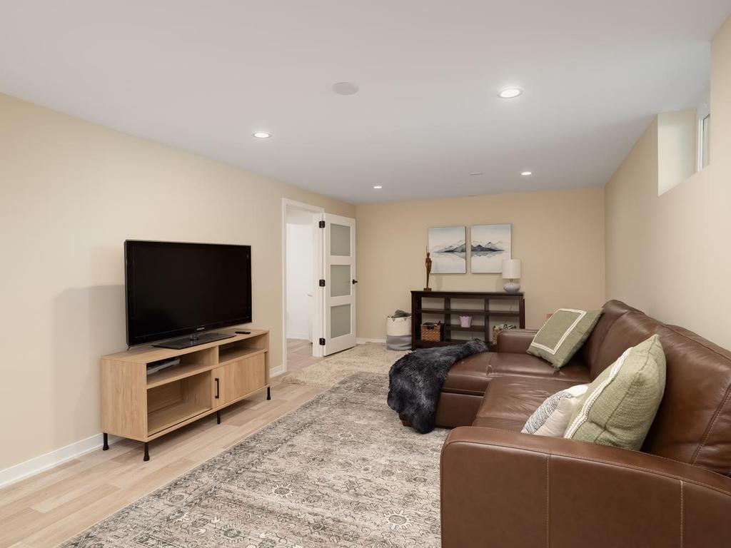 1222 W 53rd Street Minneapolis MN 55419 7019302 image25