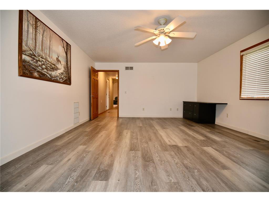 12221 85th Avenue Milaca MN 56353 7056078 image32