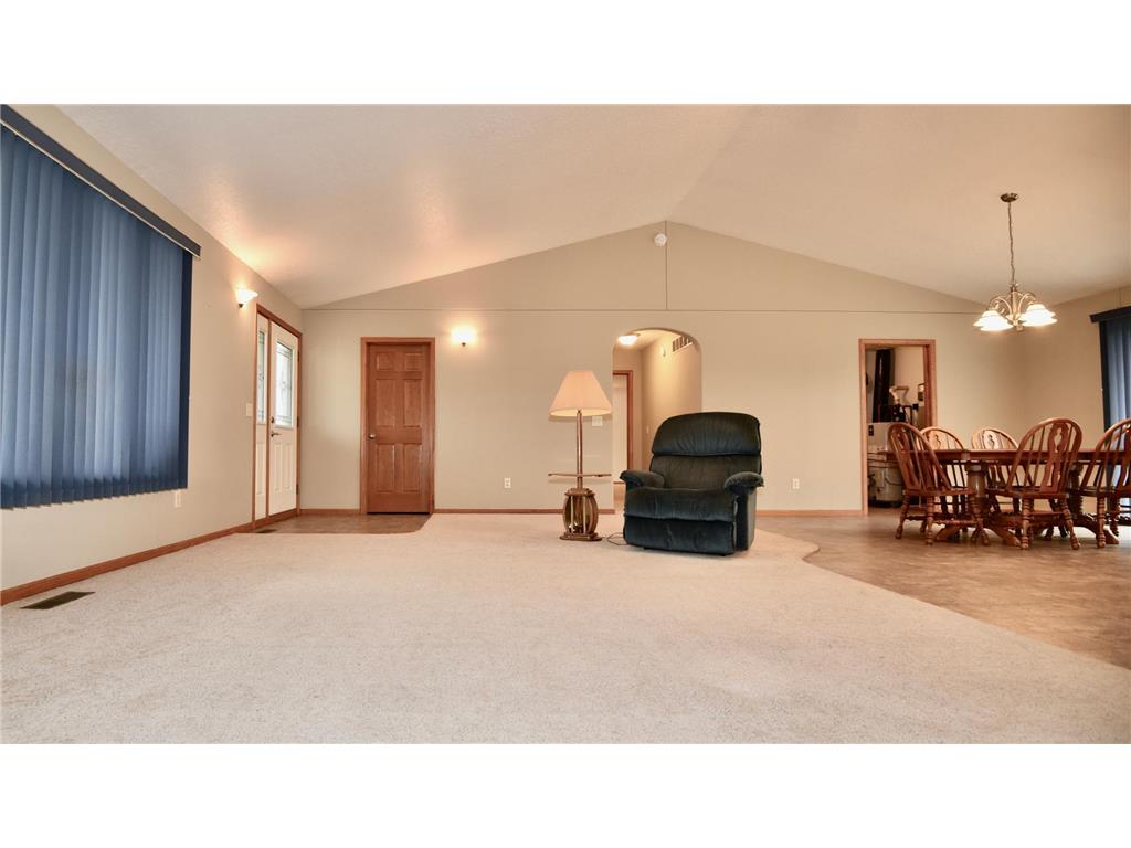 12221 85th Avenue Milaca MN 56353 7056078 image35