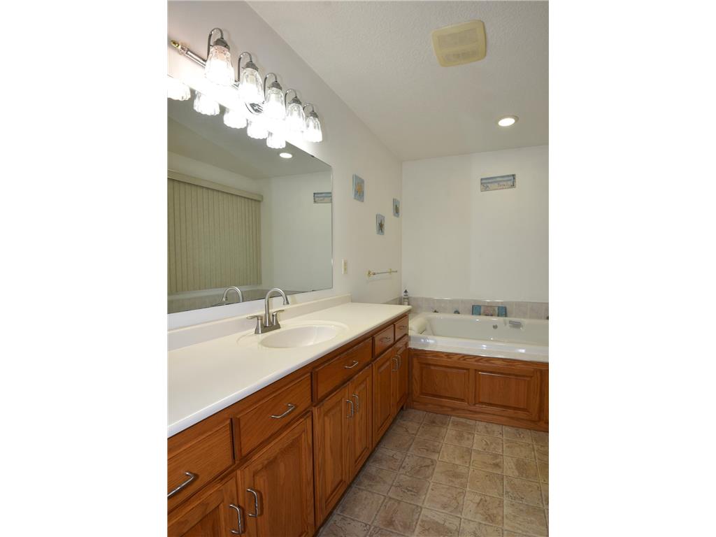 12221 85th Avenue Milaca MN 56353 7056078 image51
