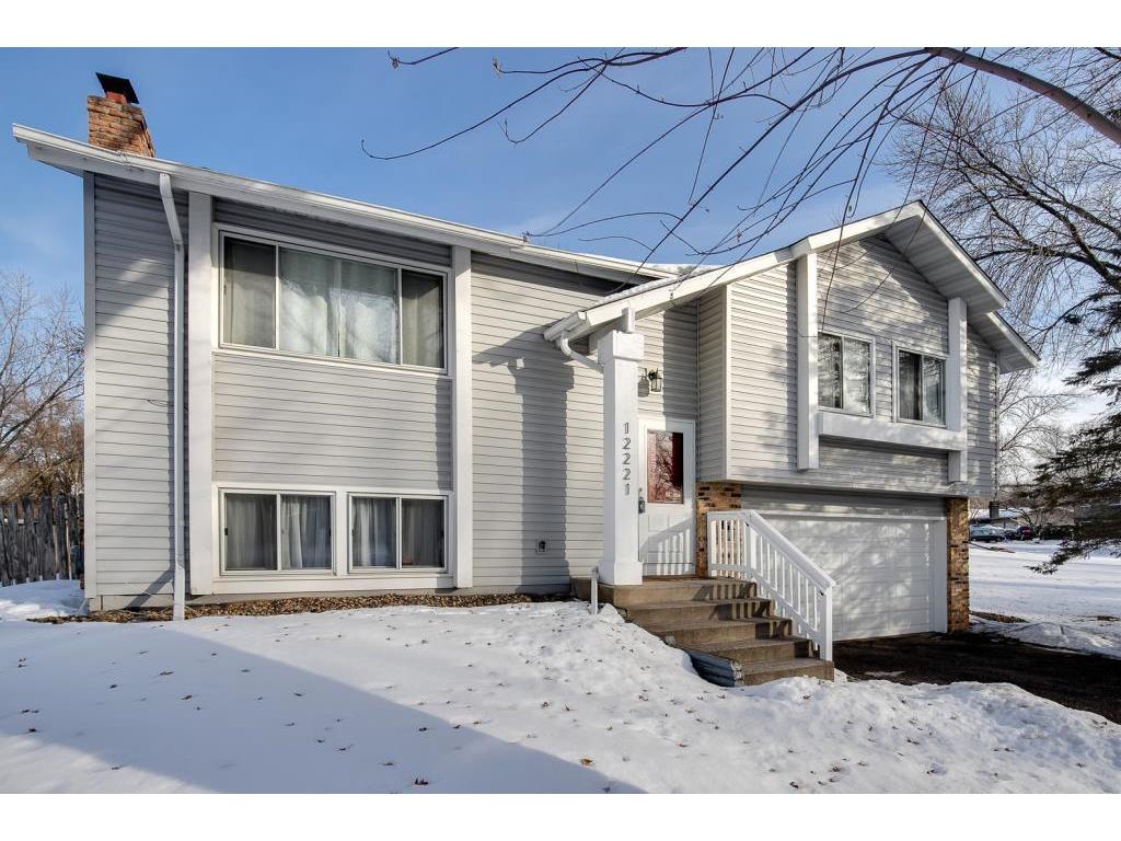 12221 Allen Drive, Burnsville, MN 55337 MLS 5470213 Edina Realty