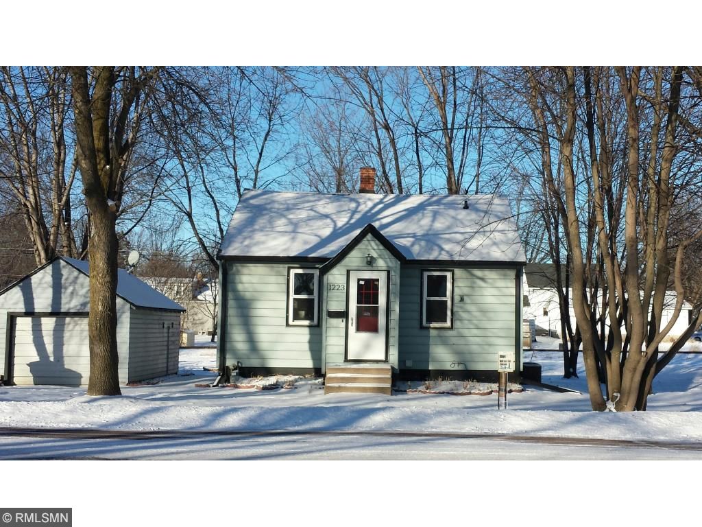 1223 12th Street E, Glencoe, MN 55336 MLS 4877492 Edina Realty