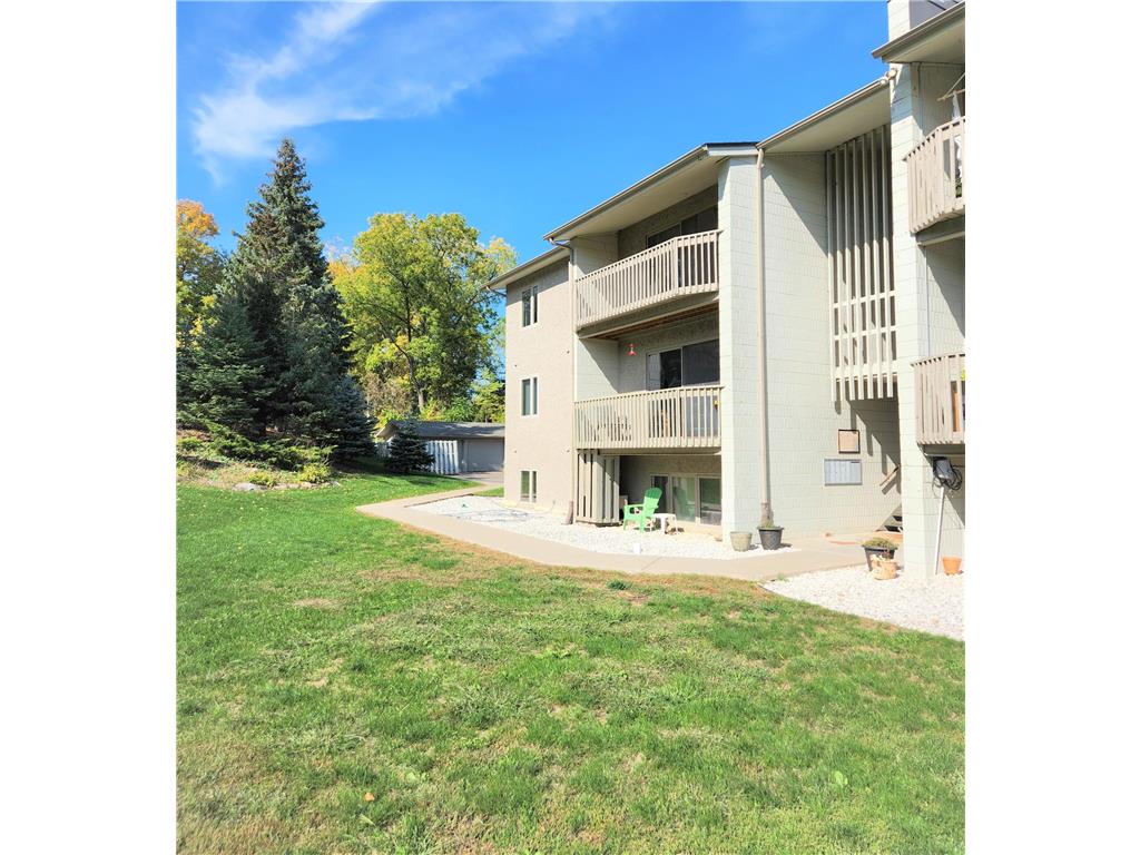 1223 Highland Avenue Northfield MN 55057 6483456 image1
