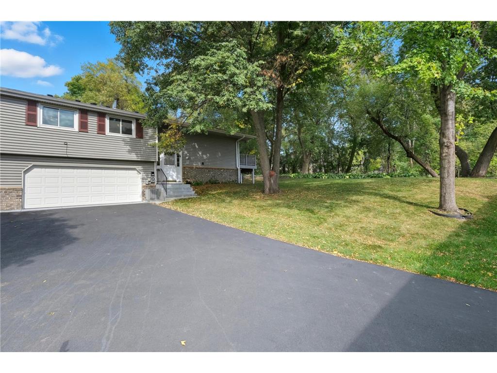 1223 Timbershore Lane Eagan MN 55123 6799228 image1