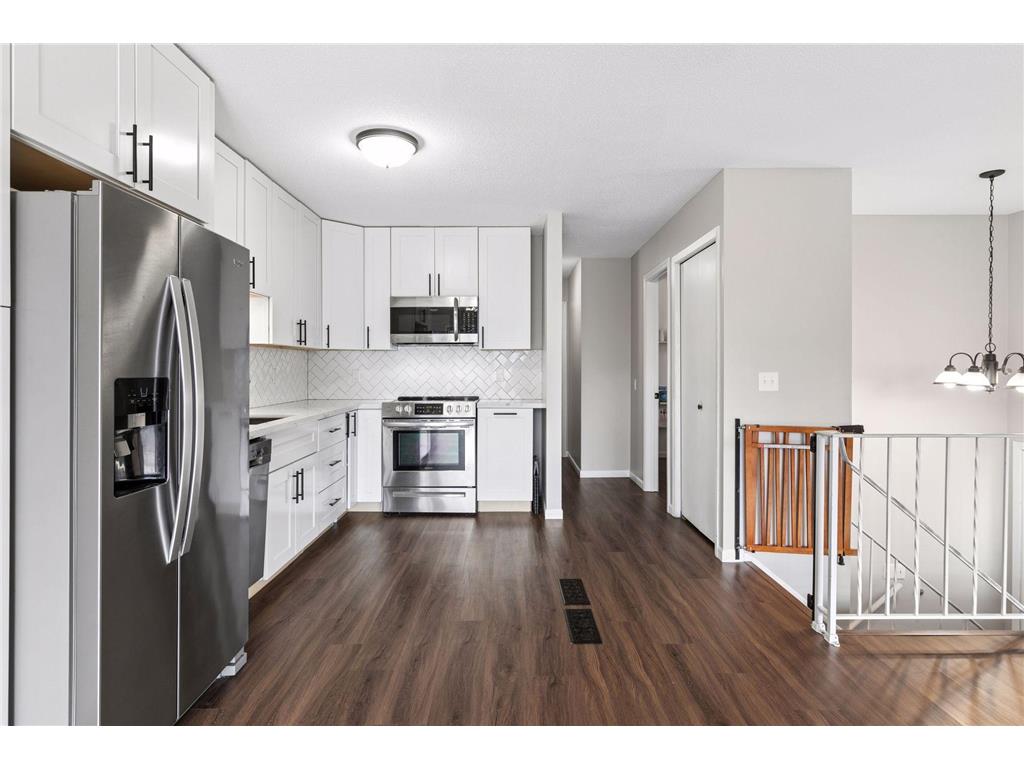 12238 Oak Leaf Circle Burnsville MN 55337 7046125 image10