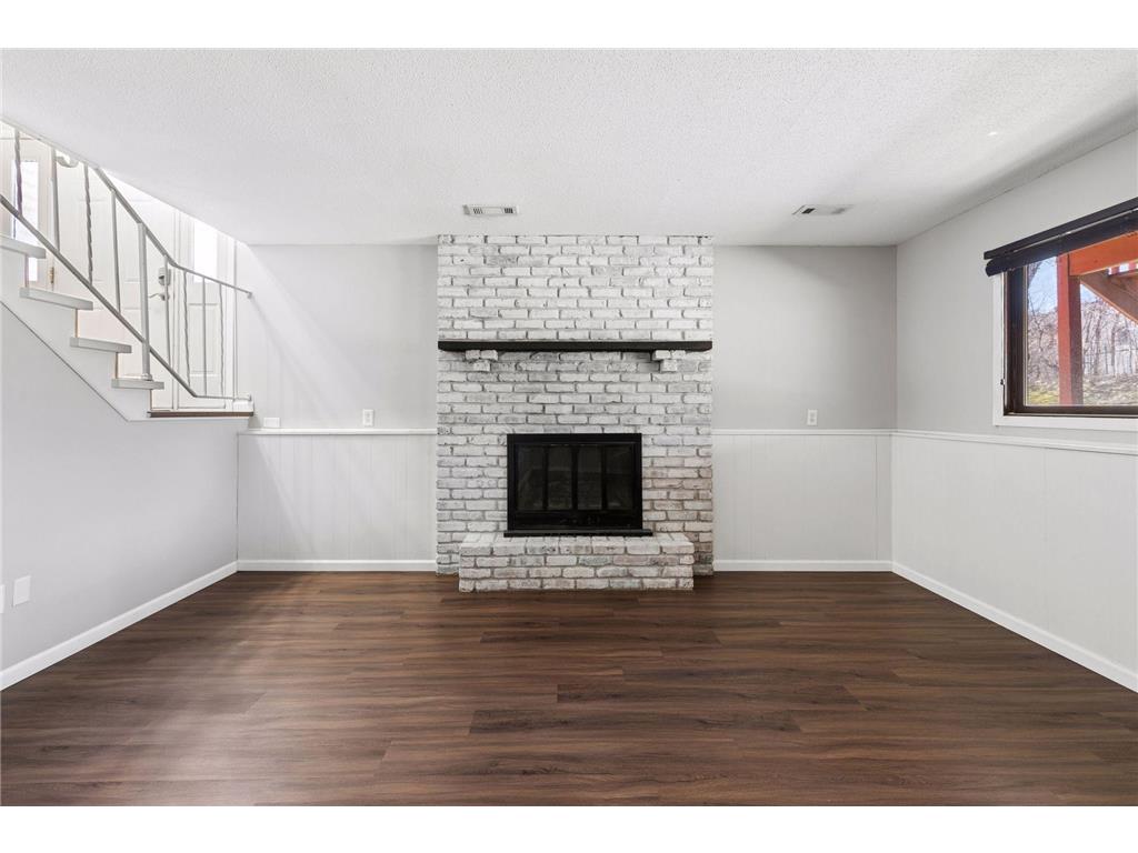 12238 Oak Leaf Circle Burnsville MN 55337 7046125 image23