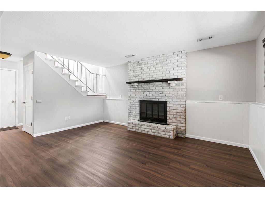 12238 Oak Leaf Circle Burnsville MN 55337 7046125 image24