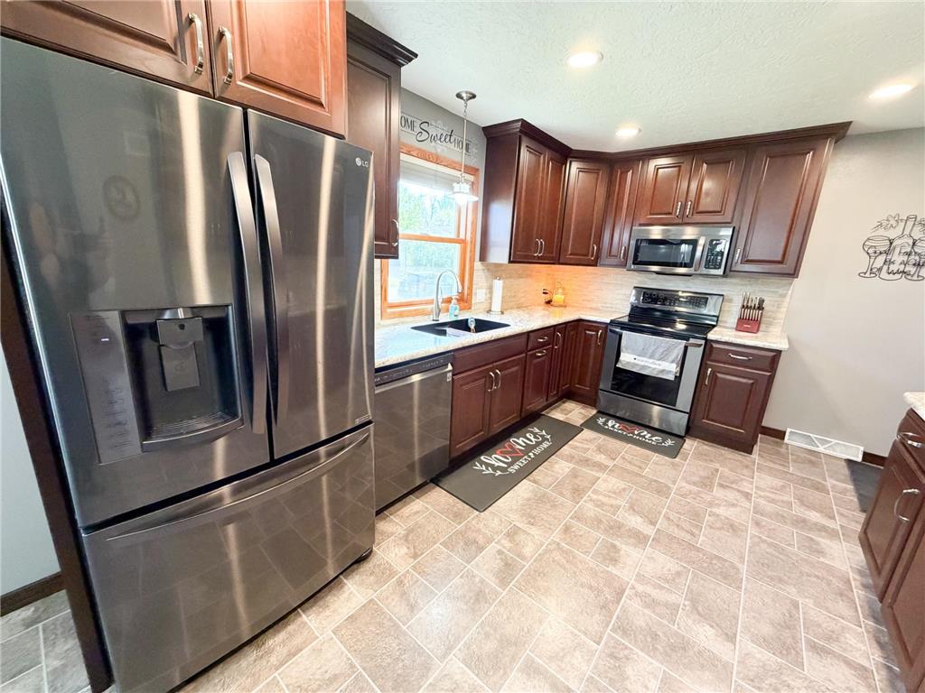 1224 3rd Avenue Worthington MN 56187 7071395 image11