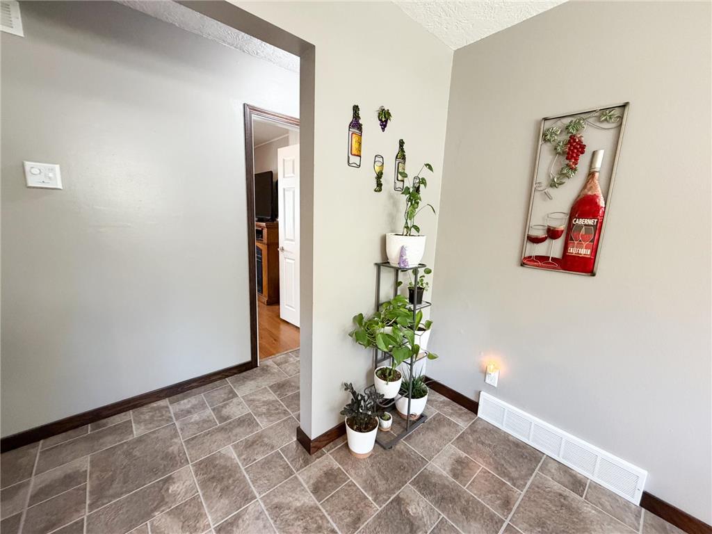 1224 3rd Avenue Worthington MN 56187 7071395 image16