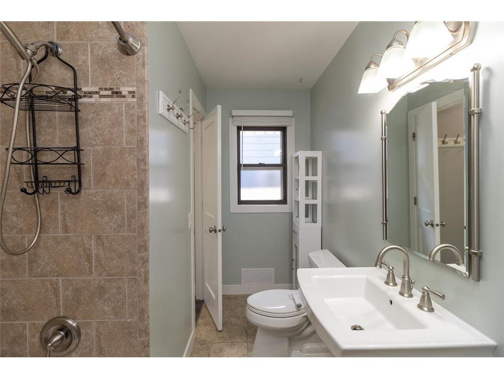 1224 6th Street E Saint Paul MN 55106 7070827 image14
