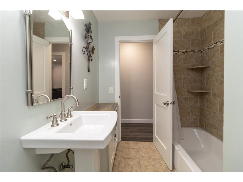 1224 6th Street E Saint Paul MN 55106 7070827 image15