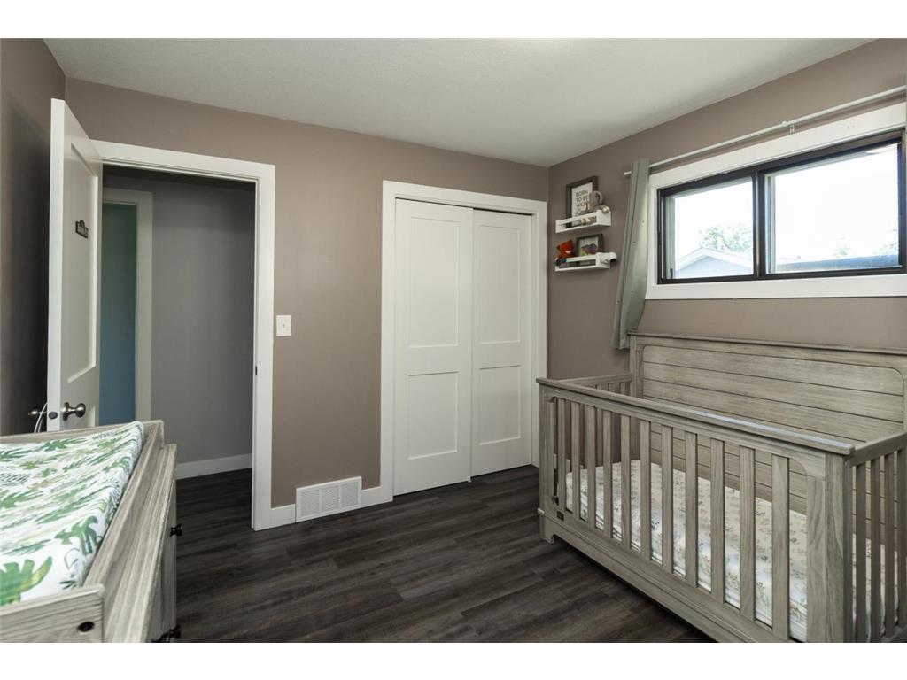 1224 6th Street E Saint Paul MN 55106 7070827 image18