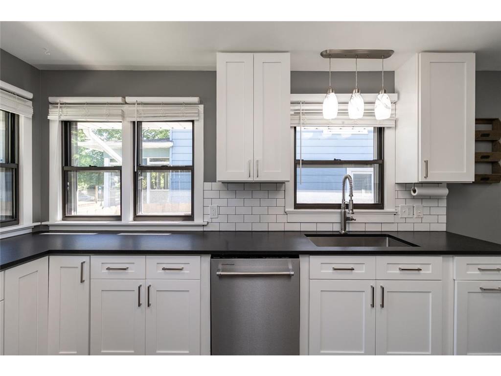 1224 6th Street E Saint Paul MN 55106 7070827 image9