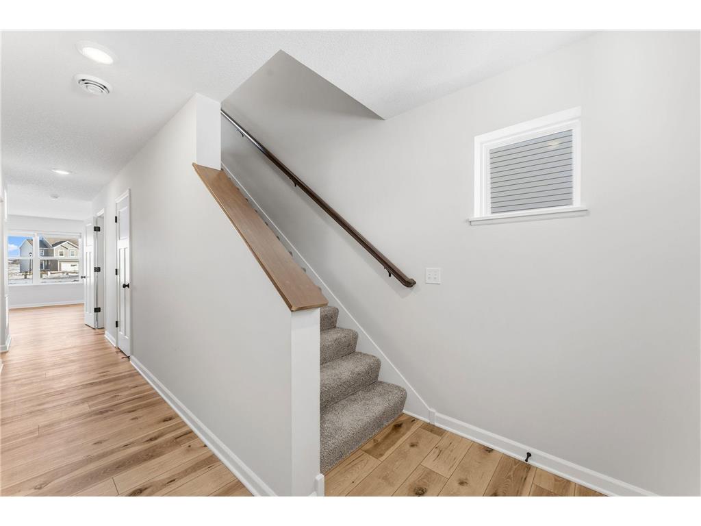 1224 Edge Circle Jordan MN 55352 7075760 image16