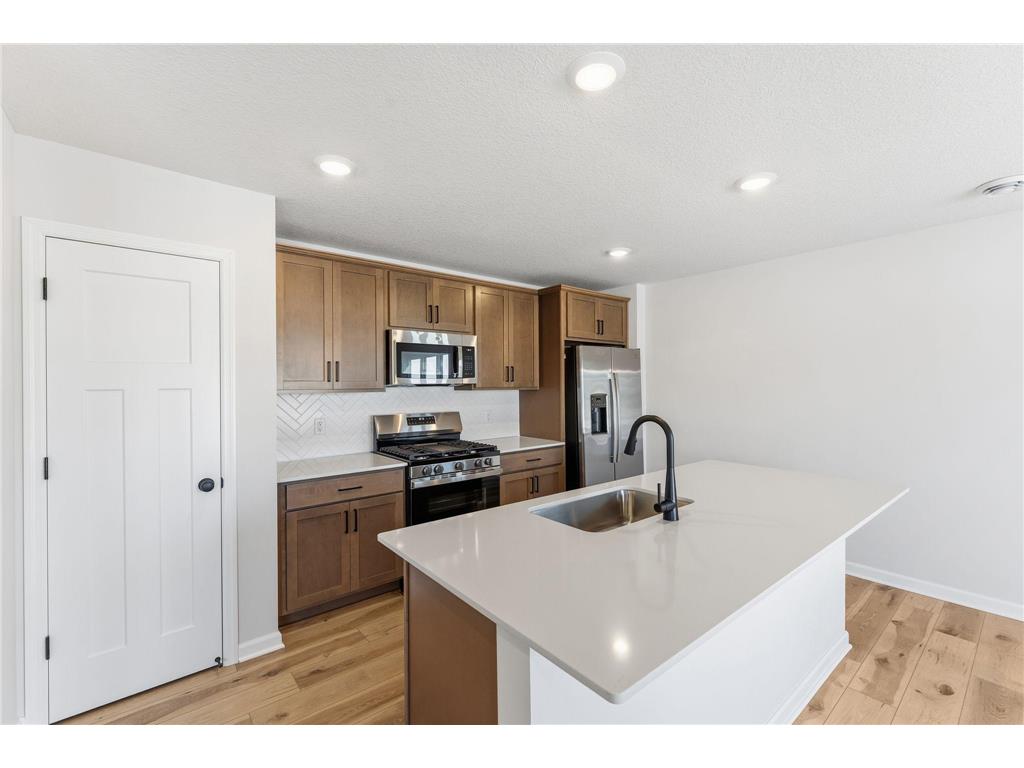1224 Edge Circle Jordan MN 55352 7075760 image3
