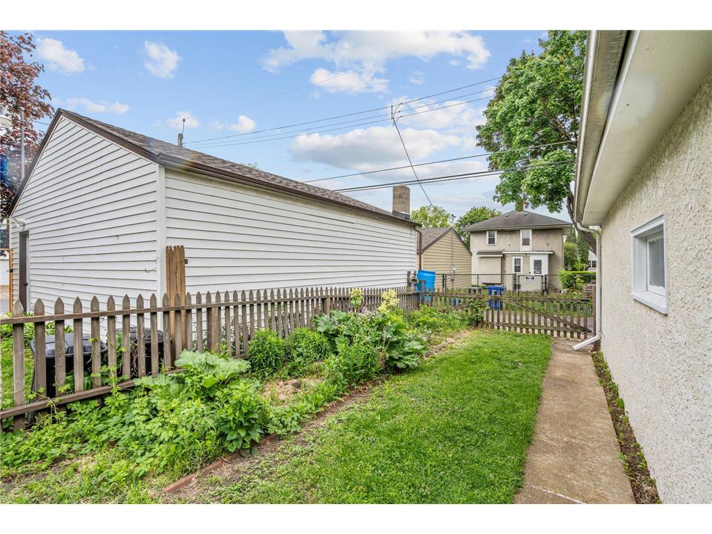 1224 Edmund Avenue Saint Paul MN 55104 7060388 image43