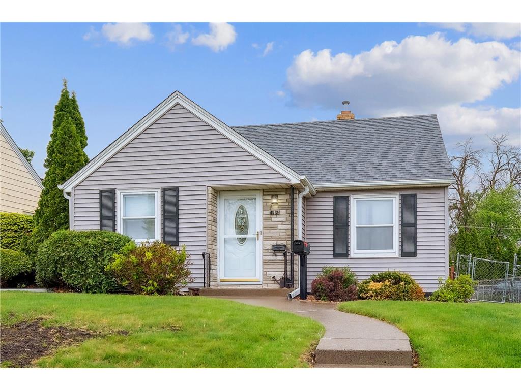 1224 Grotto Street N Saint Paul MN 55117 6723322 image1