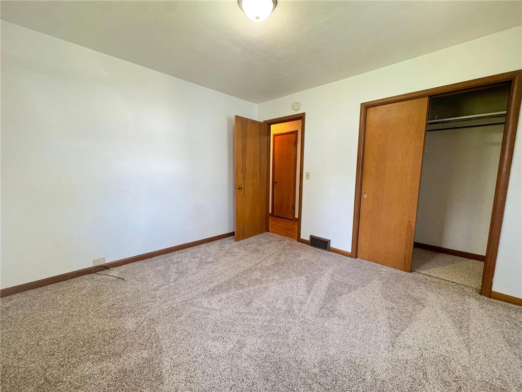 1224 Lake Street Fergus Falls MN 56537 7071775 image11