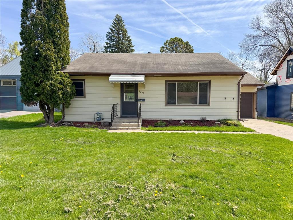 1224 Lake Street Fergus Falls MN 56537 7071775 image21