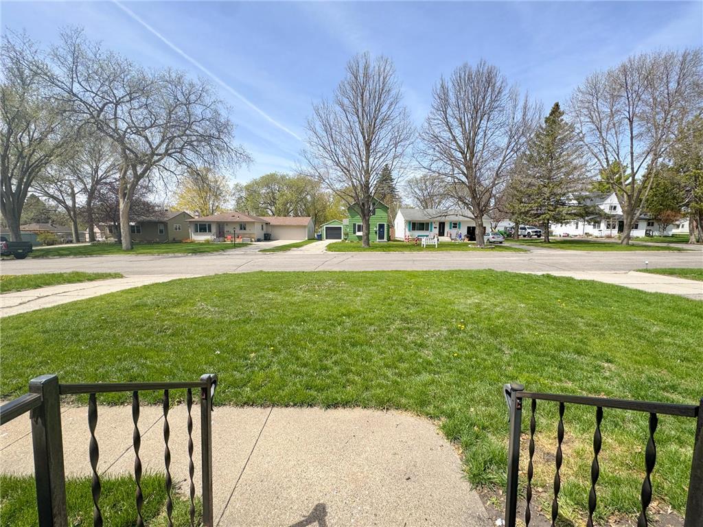 1224 Lake Street Fergus Falls MN 56537 7071775 image23