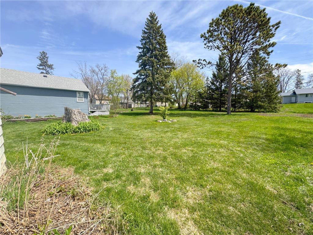 1224 Lake Street Fergus Falls MN 56537 7071775 image26