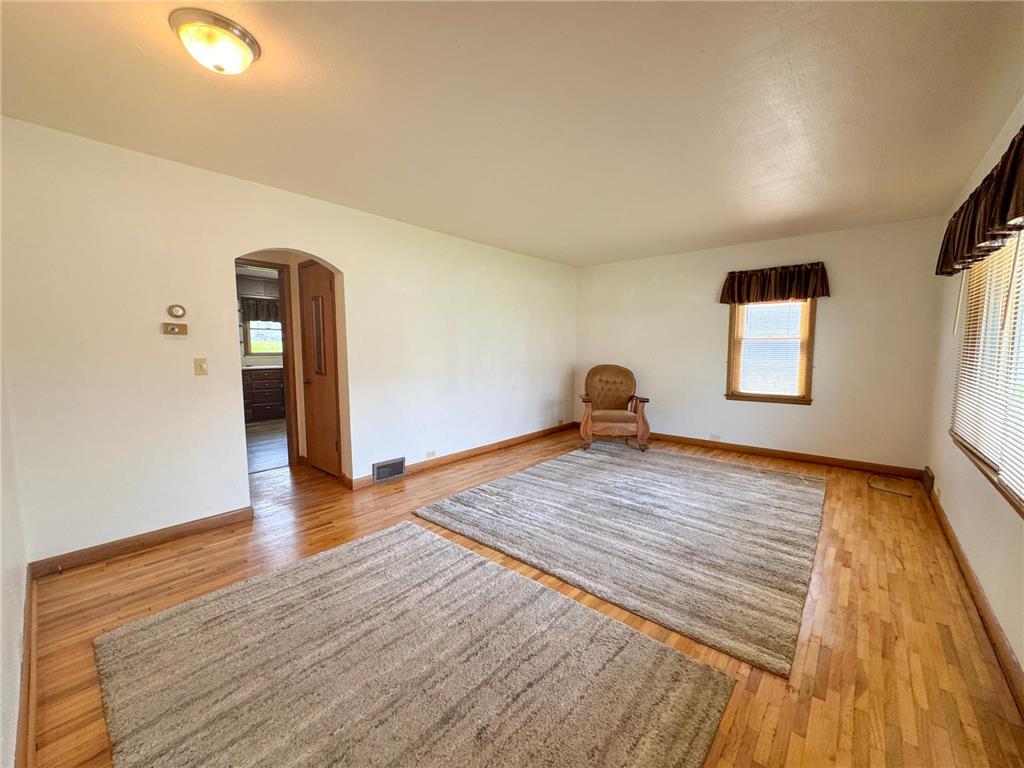 1224 Lake Street Fergus Falls MN 56537 7071775 image3
