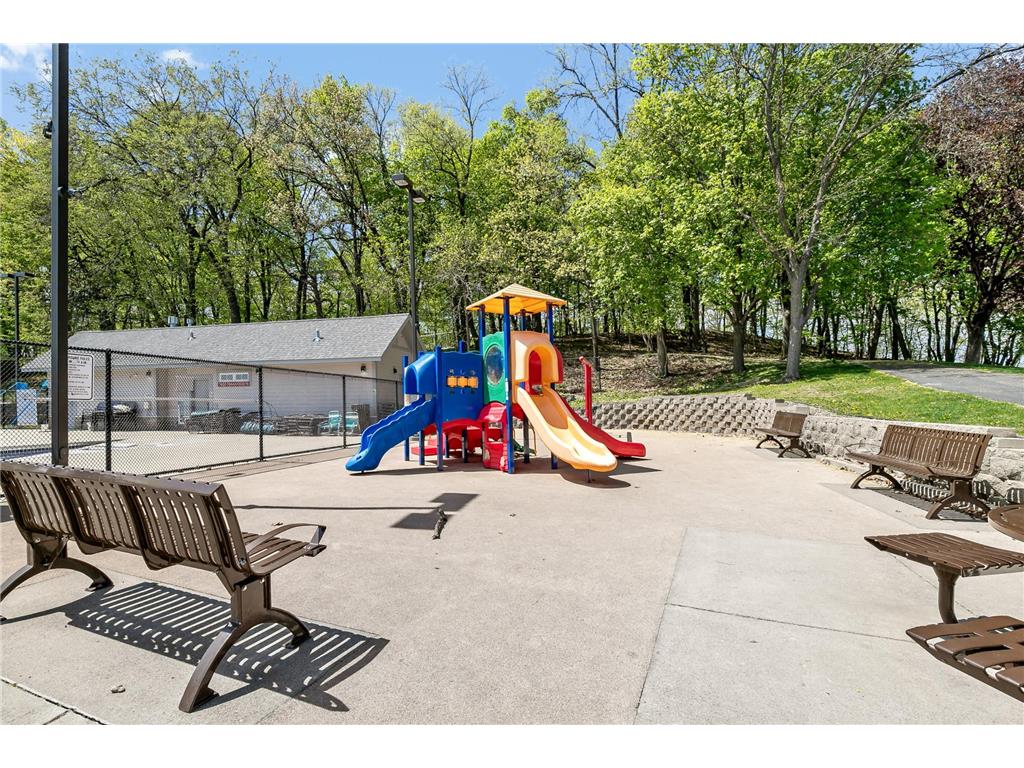1224 Landmark Trail S Hopkins MN 55343 7070376 image28