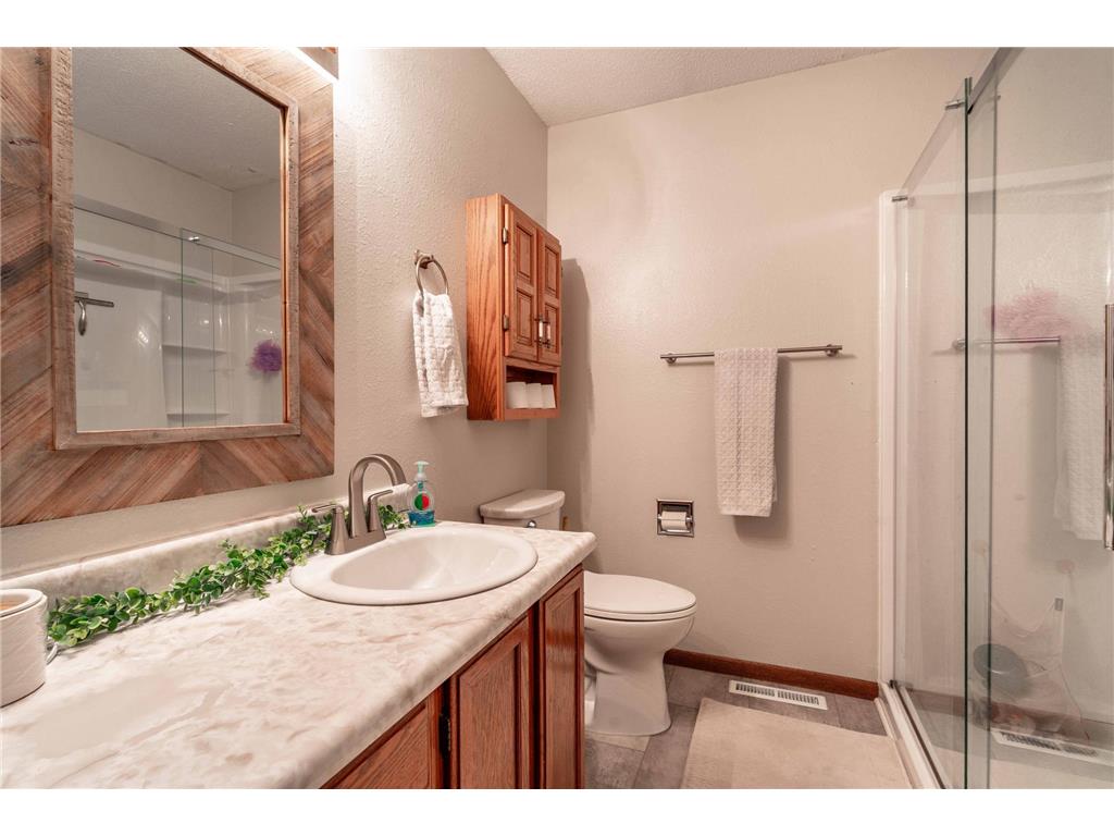1224 N Marien Street Fergus Falls MN 56537 7066808 image37