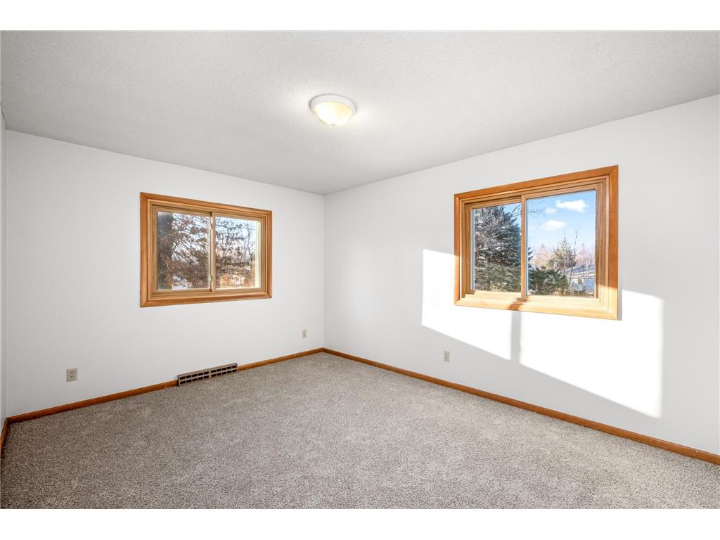 1224 S Ramsey Street Blue Earth MN 56013 7024048 image30