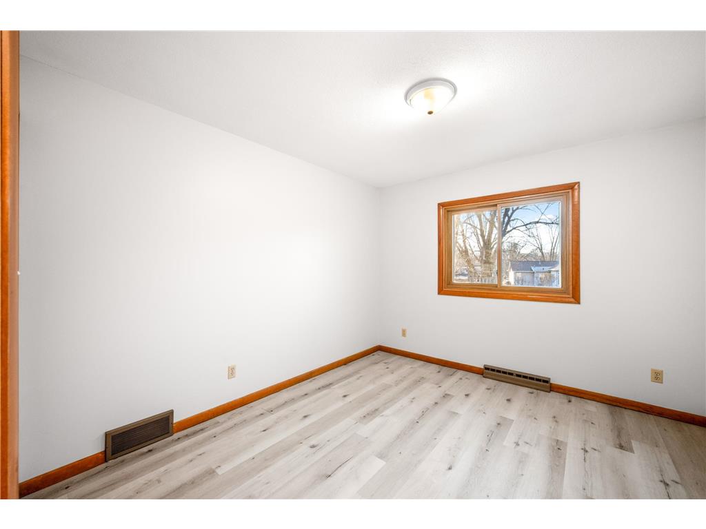 1224 S Ramsey Street Blue Earth MN 56013 7024048 image35