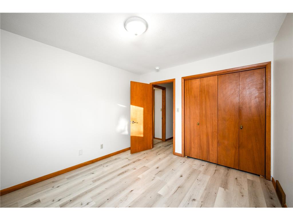 1224 S Ramsey Street Blue Earth MN 56013 7024048 image36