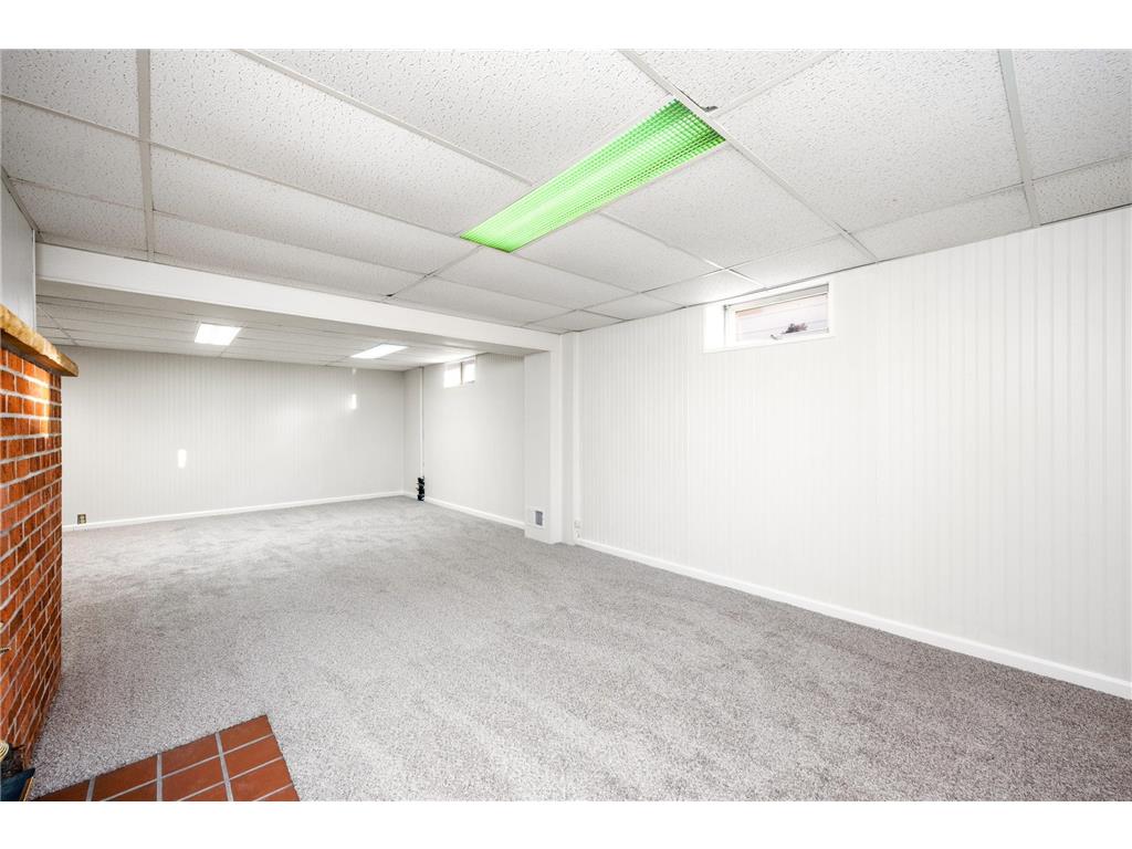 1224 S Ramsey Street Blue Earth MN 56013 7024048 image40