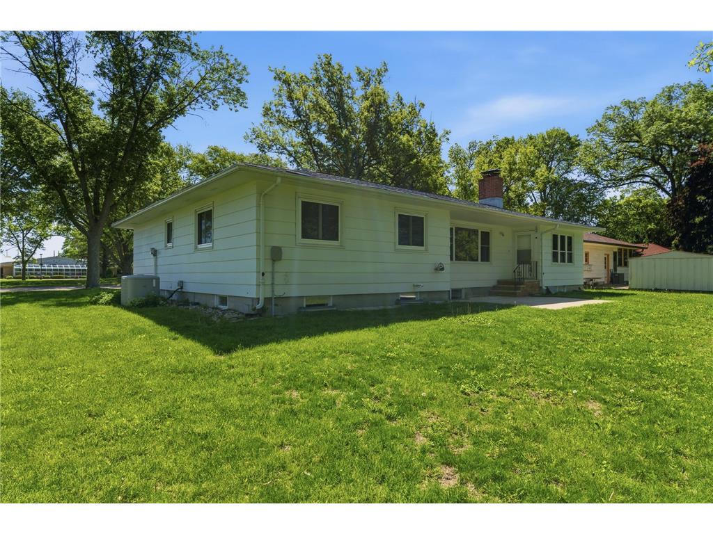 1224 S Ramsey Street Blue Earth MN 56013 7024048 image5