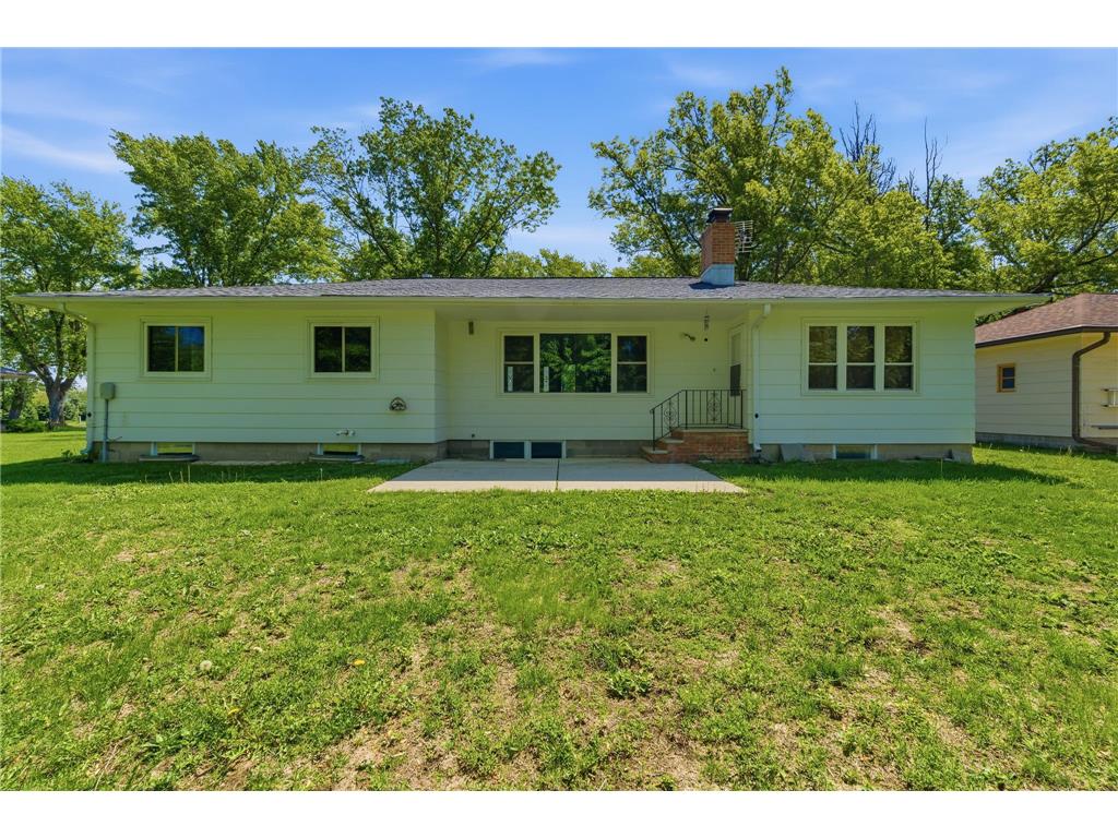 1224 S Ramsey Street Blue Earth MN 56013 7024048 image6