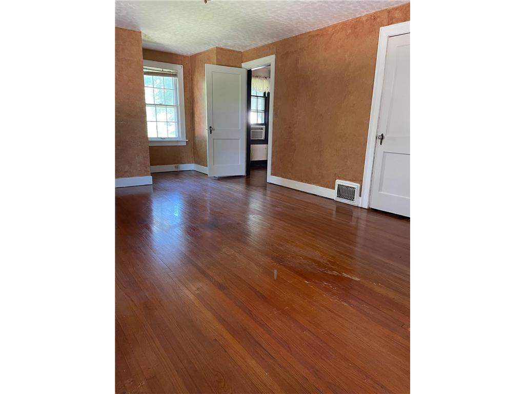 1224 Saint Joseph Avenue Albert Lea MN 56007 6755550 image25