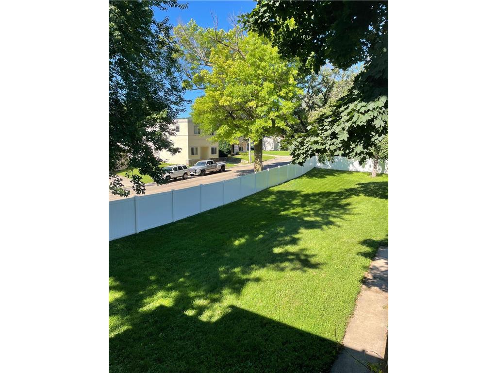 1224 Saint Joseph Avenue Albert Lea MN 56007 6755550 image3