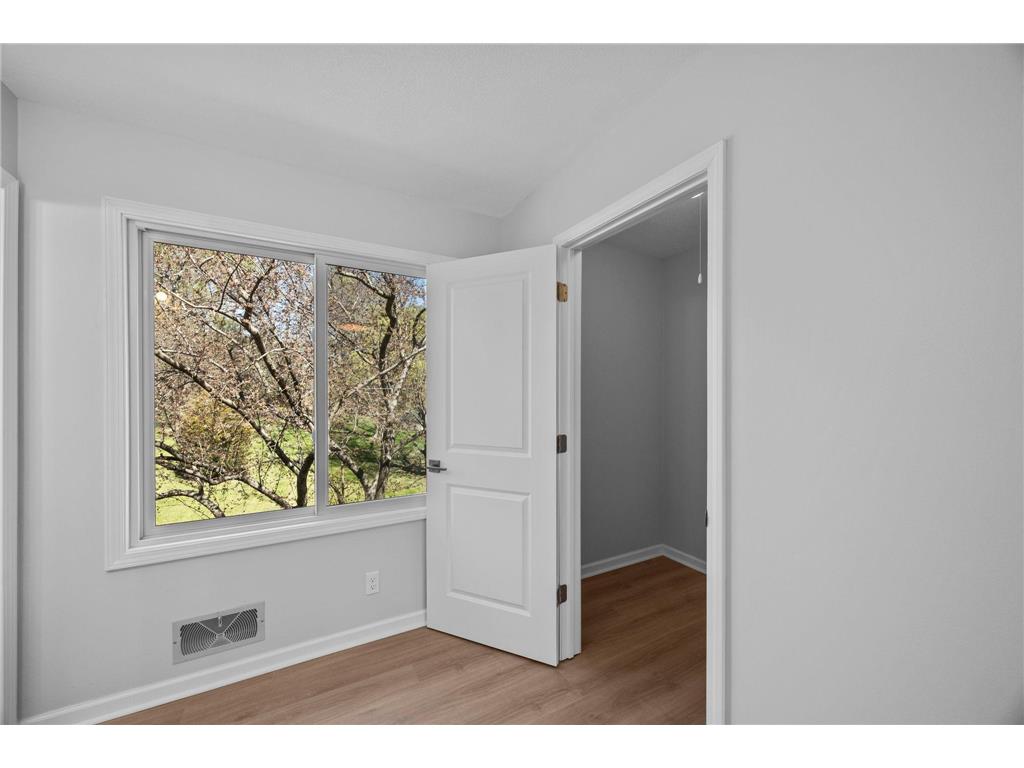 12246 Oxbow Drive Eden Prairie MN 55347 7058561 image17